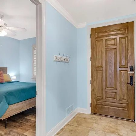 Oceanside Luxury Condo - Ocean View - Pool - Intracoastal Access